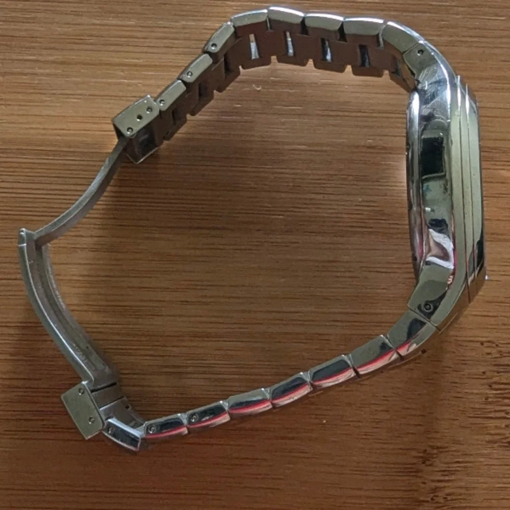 Movado Silver DEREK JETER LIMITED EDITION... CHRONOGRAPH - Picture 8 of 12